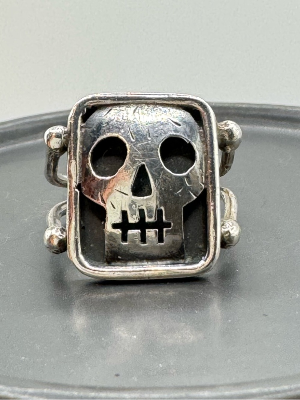 925 Sterling Silver JG Dia De Los Muertos Skull Ring